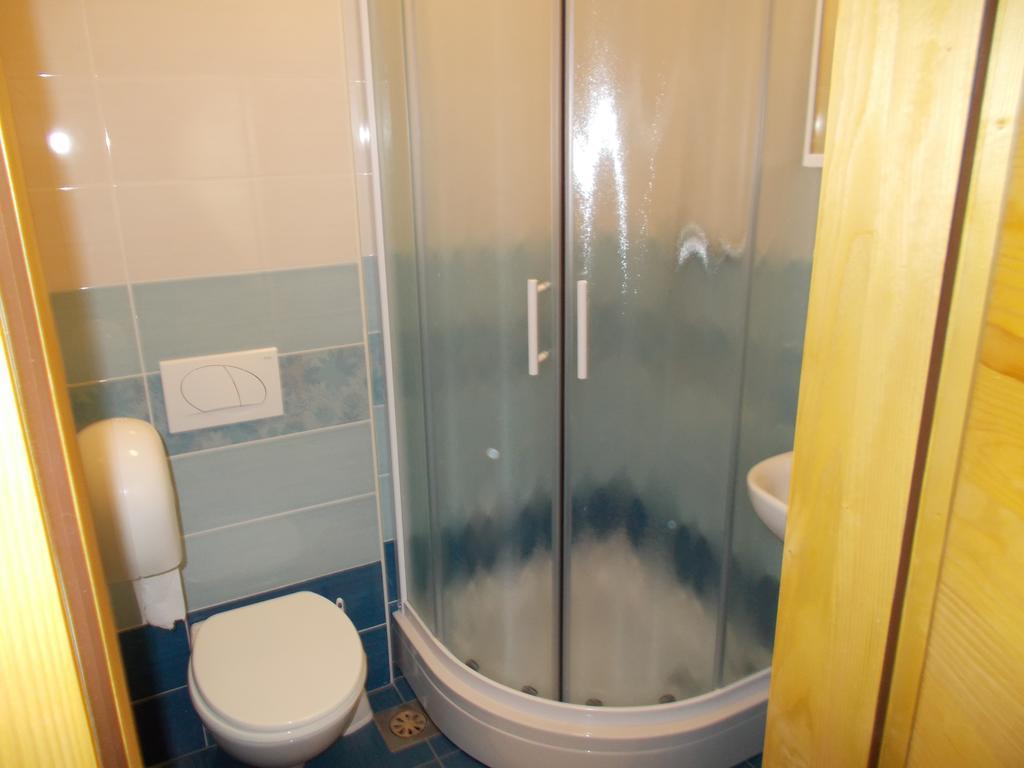 Turisticna Kmetija Pri Pozarju Villa Knezak Kamer foto