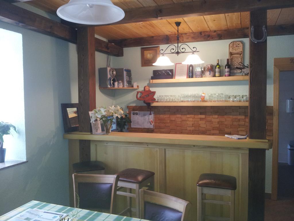 Turisticna Kmetija Pri Pozarju Villa Knezak Buitenkant foto